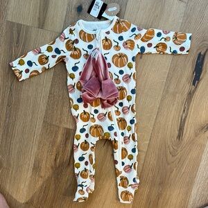 Mud Pie Pumpkin Print Baby Onesie with Bow